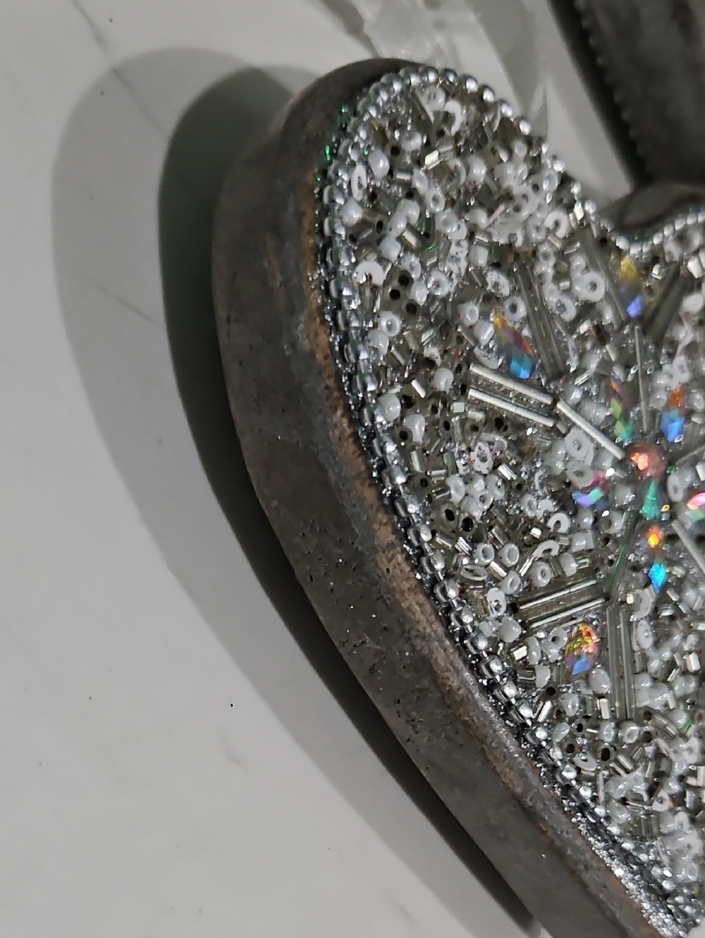 Silver Sequin Heart Hanging Ornament - Brand: - Picture 3 of 4